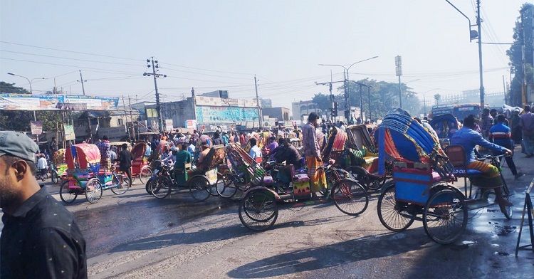 ঢাকার যেসব সড়ক অবরোধ করেছেন ব্যাটারিচালিত রিকশাচালকরা