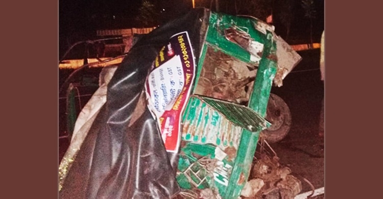 বগুড়ায় বাসের ধাক্কায় প্রাণ গেলো অটোরিকশাযাত্রী দুই ভাইয়ের