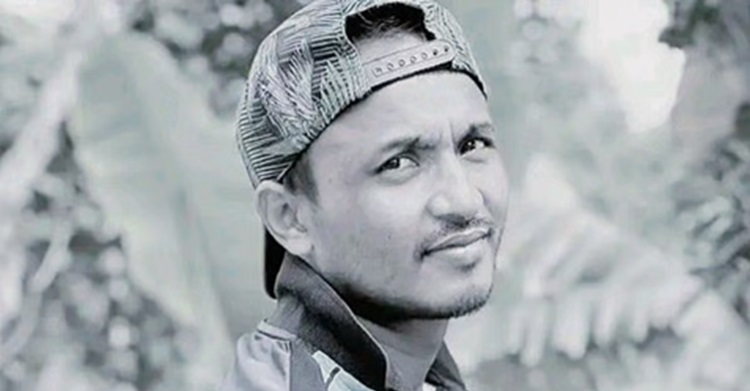 কিশোরগঞ্জের আবাসিক হোটেলের কক্ষে হাত বাঁধা অবস্থায় ঝুলছিল যুবকের লাশ