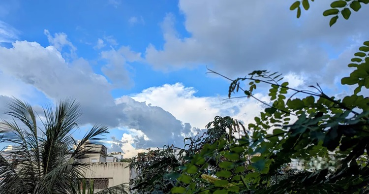 দূষণে শীর্ষ দশে ব্রাজিলের শহর, ঢাকার বাতাস আজ ‘ভালো’