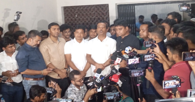 ঢাবির হলগুলোতে ছাত্রদলের কমিটি বহাল থাকবে : রাকিব