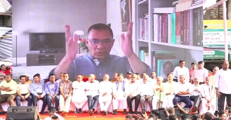 জাতীয় স্বার্থে সবাই ঐক্যবদ্ধ থাকুন : তারেক রহমান