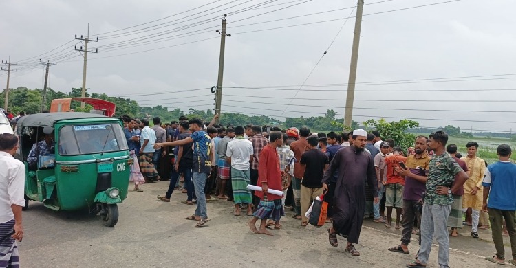 সুনামগঞ্জে বাস-অটোরিকশা সংঘর্ষে দুই শিক্ষার্থীসহ নিহত ৩