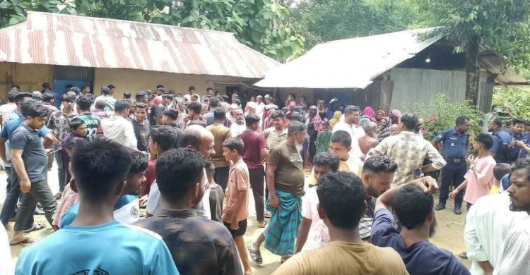 খাগড়াছড়িতে মা-মেয়েকে গলা কেটে হত্যা
