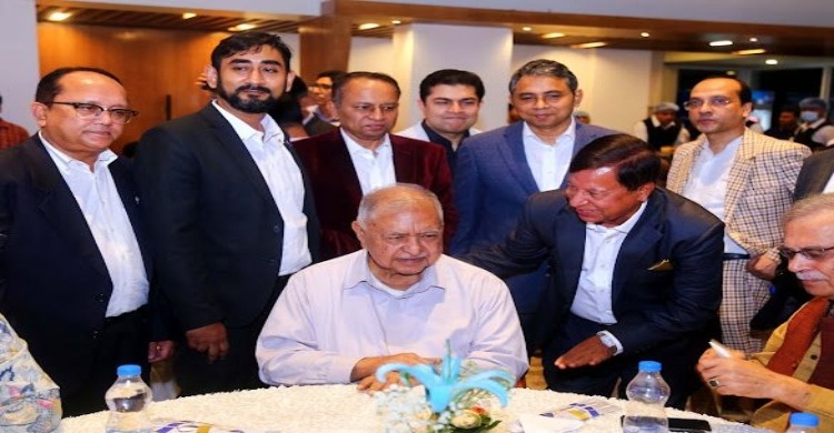 তিন দশকের শিক্ষার্থীদের নিয়ে ক্লাব নটরডেমিয়ান্সের লিগেসি নাইট