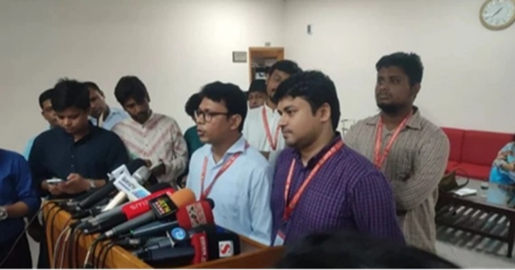 এনসিপি: ‘মেরুদণ্ডহীন’ ইসি, গণতান্ত্রিক প্রক্রিয়ায় না ফিরলে নির্বাচন বয়কট