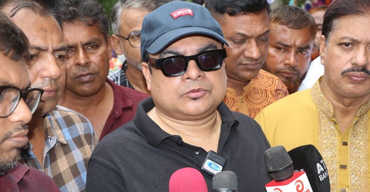 পাইকগাছায় দুই হাজার মানুষ পেলেন বিনামূল্যে চক্ষু চিকিৎসা