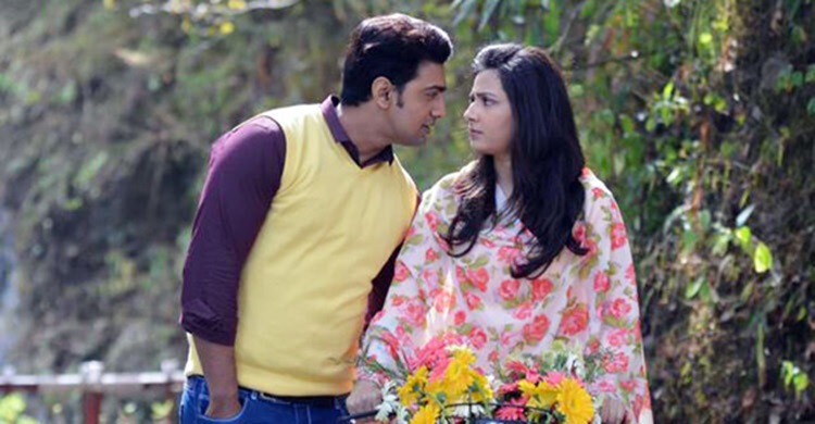 ‘ধূমকেতু’ ঝড়, দুই কোটির ঘর ছাড়িয়েছে প্রথম দিনেই