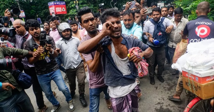 ধানমন্ডি ৩২ নম্বরে ফুল দিতে যাওয়া সেই রিকশাচালকের জামিন