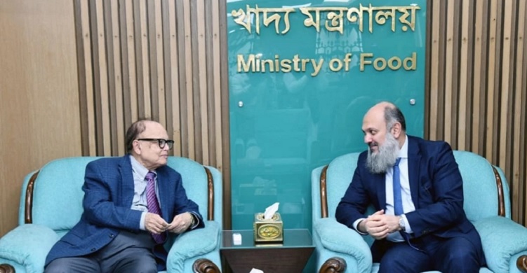 খাদ্য উপদেষ্টার সঙ্গে পাকিস্তানের বাণিজ্যমন্ত্রীর সাক্ষাৎ