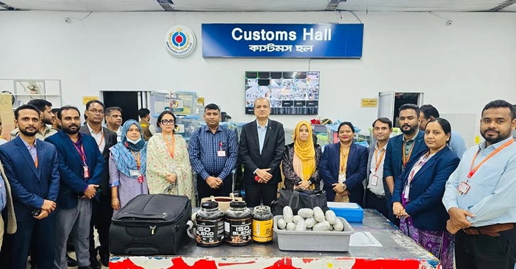 শাহজালাল বিমানবন্দরে ১৩০ কোটি টাকার কোকেনসহ বিদেশি নাগরিক আটক