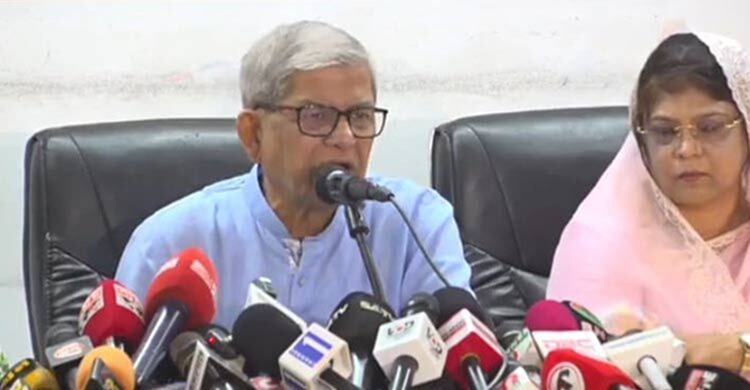 মধ্যমপন্থার রাজনীতি সরিয়ে উগ্রবাদ আনার ষড়যন্ত্র চলছে: ফখরুল