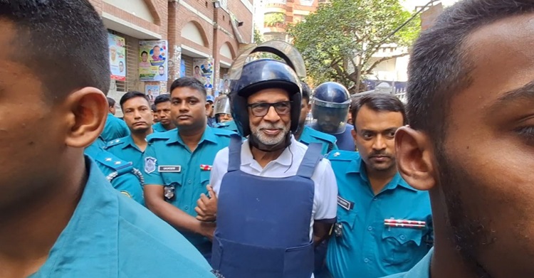 আদালতের জামিন দেওয়ার ক্ষমতা নেই, তার কাছে কেন জামিন চাইবো: কাঠগড়ায় লতিফ সিদ্দিকী