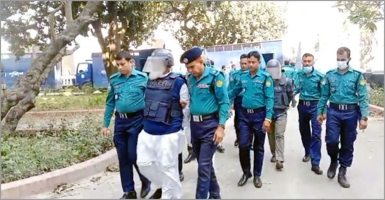 হাসিনার ‘হেভিওয়েট’ মন্ত্রী-প্রতিমন্ত্রীসহ ১৭ জনকে হাজির করা হলো ট্রাইব্যুনালে