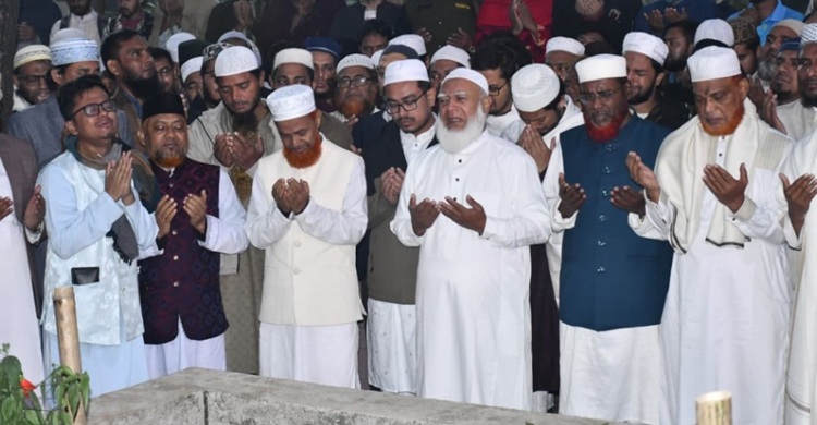 ওসমান হাদির কবর জিয়ারত করলেন জামায়াত আমির