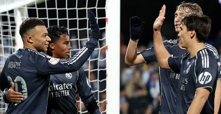 এমবাপের জোড়া গোলে স্বস্তির জয় রিয়ালের