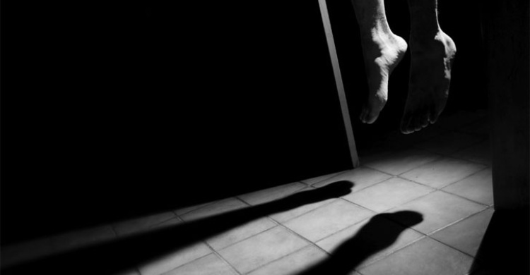 রাজধানীতে এনসিপি নেত্রীর ঝুলন্ত লাশ উদ্ধার