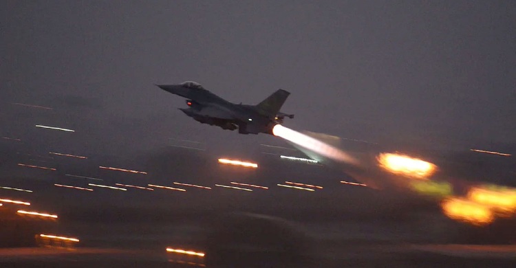 সিরিয়ায় আনুষ্ঠানিকভাবে ‘অপারেশন’ শুরু যুক্তরাষ্ট্রের