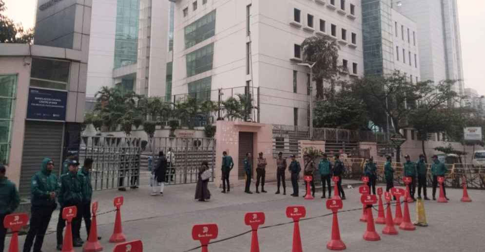 এভারকেয়ার হাসপাতালে খালেদা জিয়ার নিরাপত্তা জোরদার