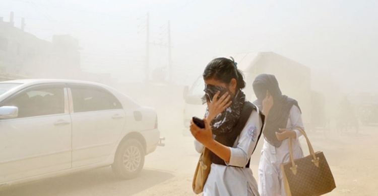 ঢাকার বায়ু আজ ‘খুব অস্বাস্থ্যকর’