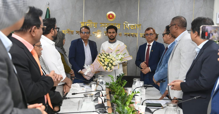 আসিফ মাহমুদকে বিদায়ী সংবর্ধনা দিল স্থানীয় সরকার মন্ত্রণালয়