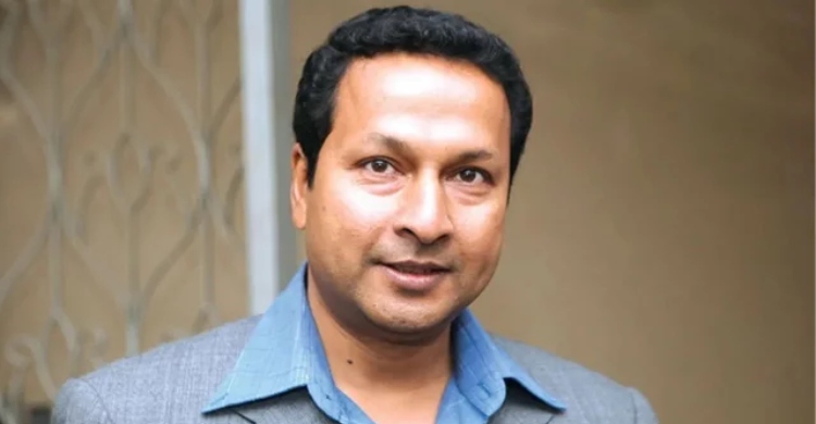 ‘মাইকের সামনে বেশি কিছু বলতে পারি না’