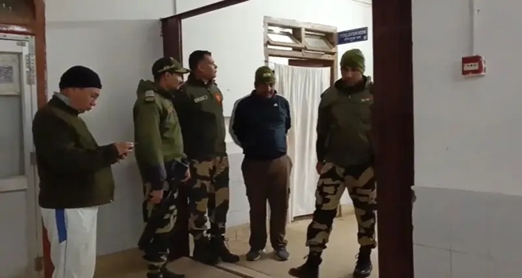 ভারত-বাংলাদেশ সীমান্তে বিএসএফ সদস্য গুলিবিদ্ধ