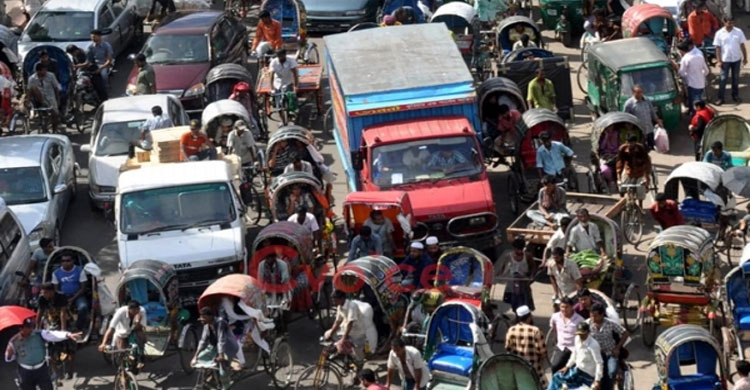 রিকশার ভিড়ে ঢাকা কি তবে অচল?