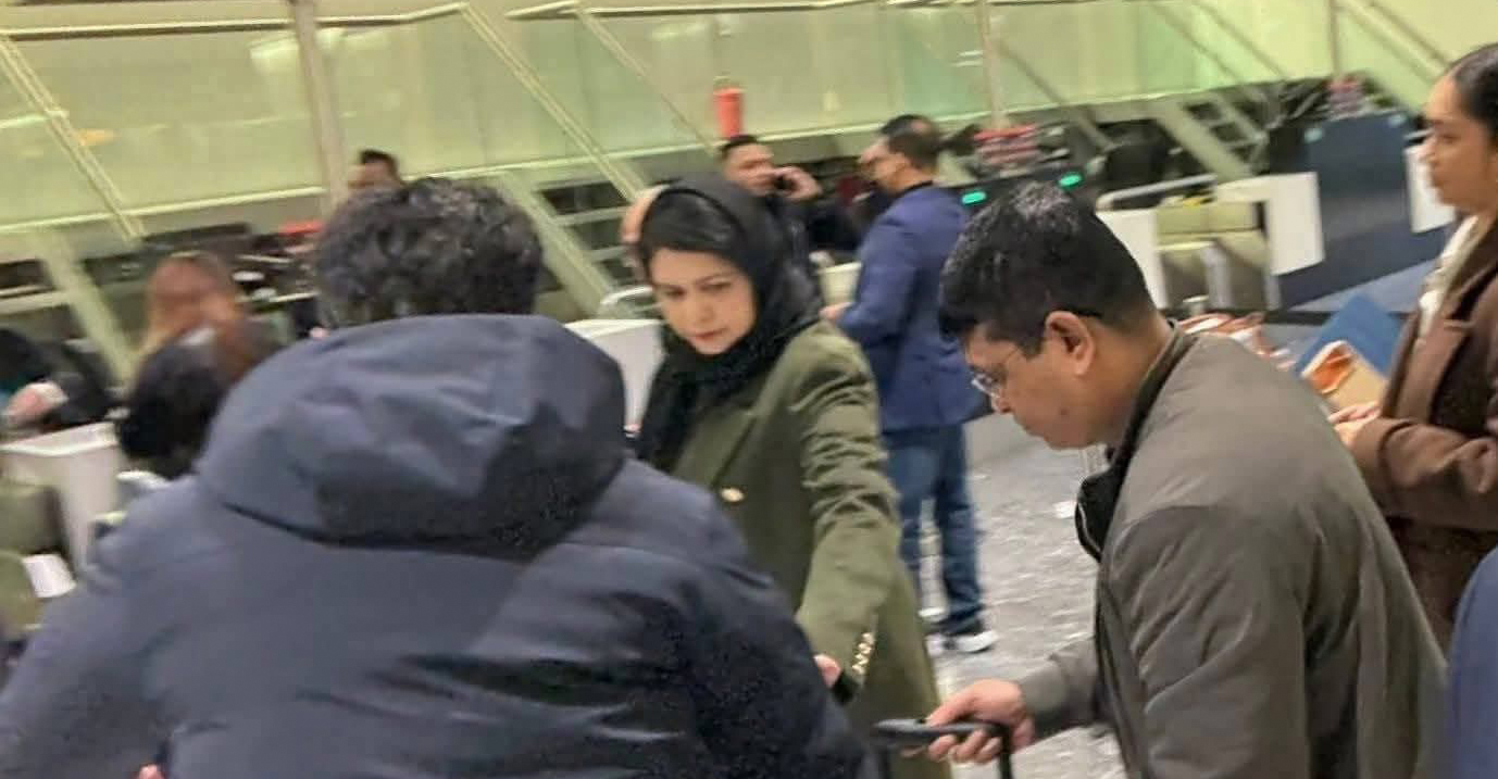 দেশে পোঁছেছেন জোবাইদা