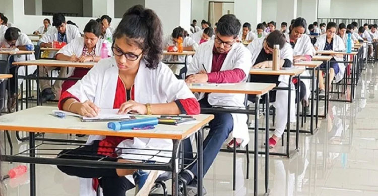 মেডিকেল ভর্তি পরীক্ষার সময় বাড়ল