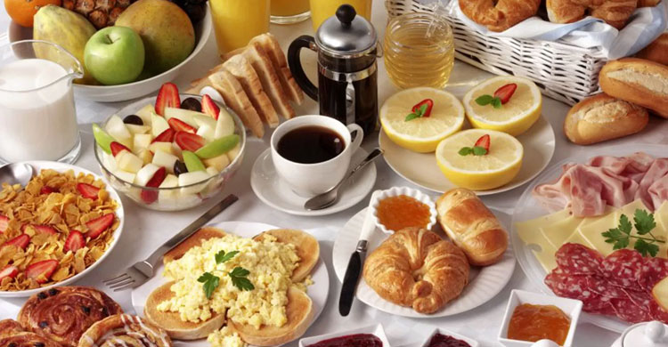 শীতের সন্ধ্যায় শরীর গরম রাখতে যা খাবেন