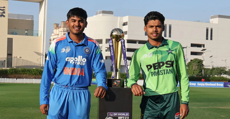 ভারতকে উড়িয়ে চ্যাম্পিয়ন পাকিস্তান