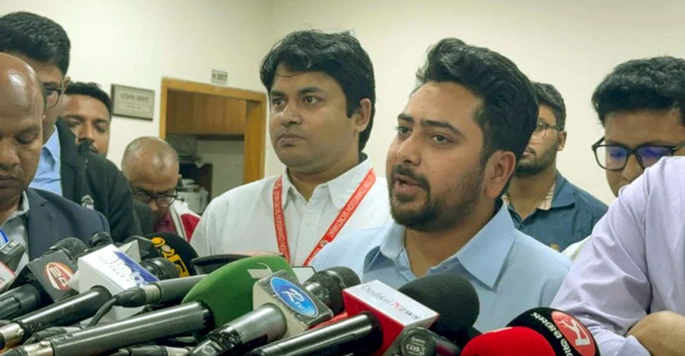 দ্রুত তফশিল ঘোষণার আহ্বান নাহিদের