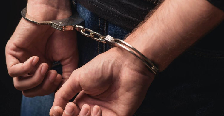 নোয়াখালীতে আ.লীগের ১৩ নেতাকর্মী গ্রেপ্তার