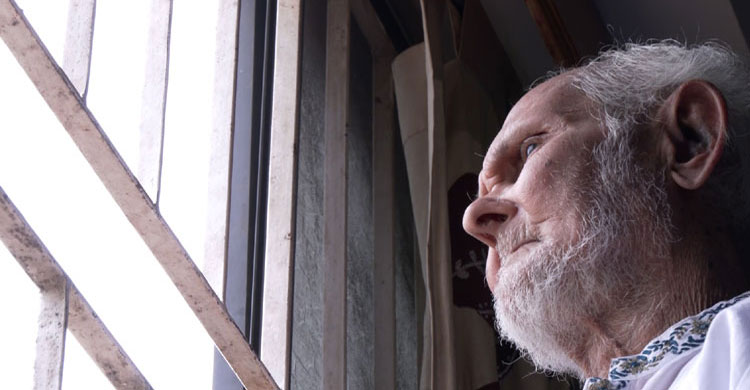 প্রবীণদের একাকীত্ব ও অবহেলার প্রভাব