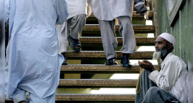 সৌদি আরব থেকে ৫৬ হাজার পাকিস্তানি ভিক্ষুক বহিষ্কার