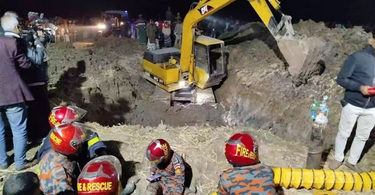 ২১ ঘণ্টায়ও উদ্ধার করা গেল না শিশু সাজিদকে