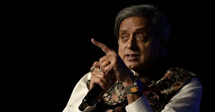 বাংলাদেশের চলমান পরিস্থিতি নিয়ে যে প্রতিক্রিয়া জানালেন শশী থারুর