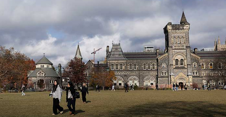 মেধাবীদের ভেড়াতে বিলিয়ন ডলারের মহাপরিকল্পনা কানাডার