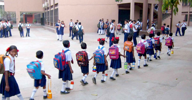 লটারিতে স্কুলে ভর্তির সুযোগ পেল ৩ লাখের বেশি শিক্ষার্থী