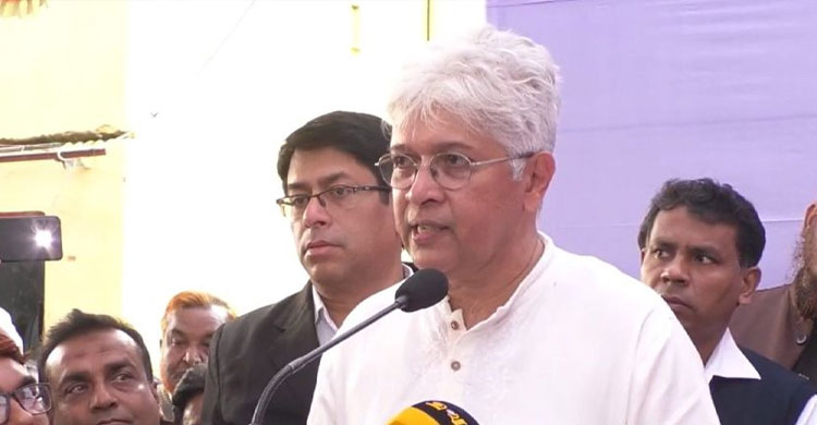 ‘ফ্যাসিবাদী সরকারের আমলে বন্ধ করা চিনিকল চালুর উদ্যোগ নিয়েছে সরকার’