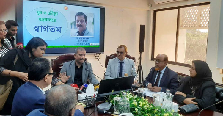 যুব ও ক্রীড়া মন্ত্রণালয়ের দুর্নীতি-অনিয়মের বিরুদ্ধে পদক্ষেপ নেব: আসিফ নজরুল