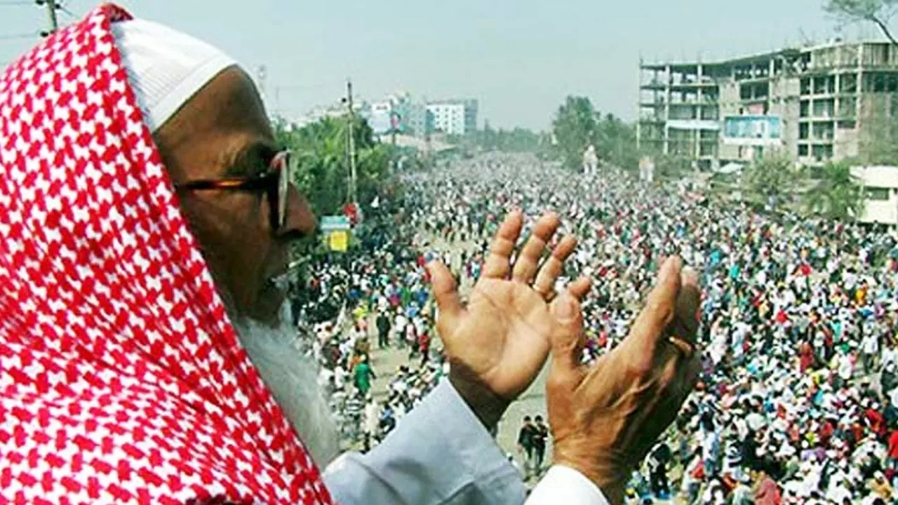 আখেরি মোনাজাতে শেষ হলো ইজতেমার প্রথম পর্ব