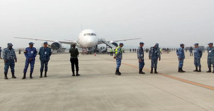 বাংলাদেশ বিমানের ফ্লাইটে বোমা হামলার হুমকি, শাহজালালে চলছে তল্লাশি