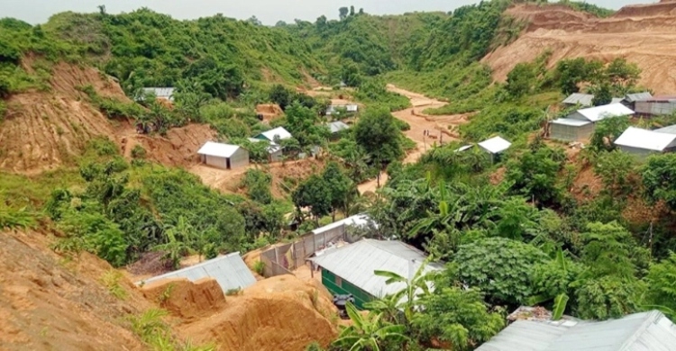 এগারো জেলায় ৮১৪টি স্থানে ১২৩৪ হেক্টর পাহাড় কাটার প্রমাণ মিলেছে