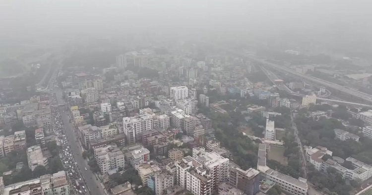 দূষণে শীর্ষে ঢাকার বাতাস ‘খুবই অস্বাস্থ্যকর’