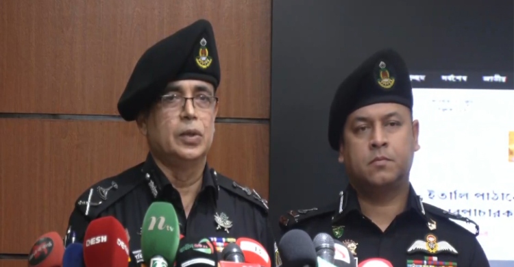 অপরাধী কোন দলের নেতা, সেটা বিবেচ্য নয়: র‍্যাব মহাপরিচালক