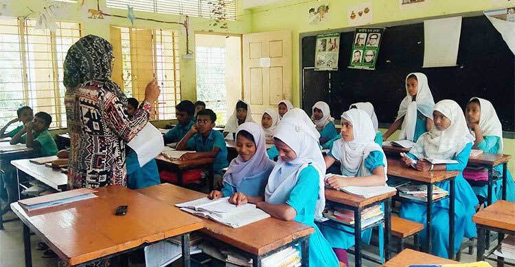 প্রাথমিকে ‘সহকারী শিক্ষক’ পদ বিলুপ্ত, বদলে যাচ্ছে আরও ৪ পদের নাম