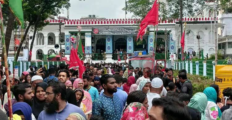 হোসেনি দালান থেকে তাজিয়া মিছিলের প্রস্তুতি শুরু