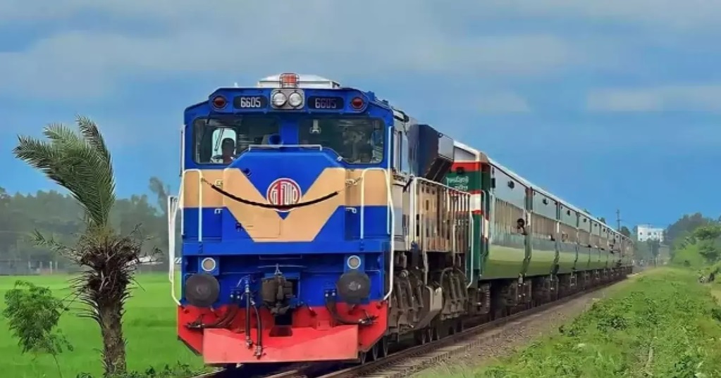খুলনার সঙ্গে সারা দেশের রেল যোগাযোগ বন্ধ